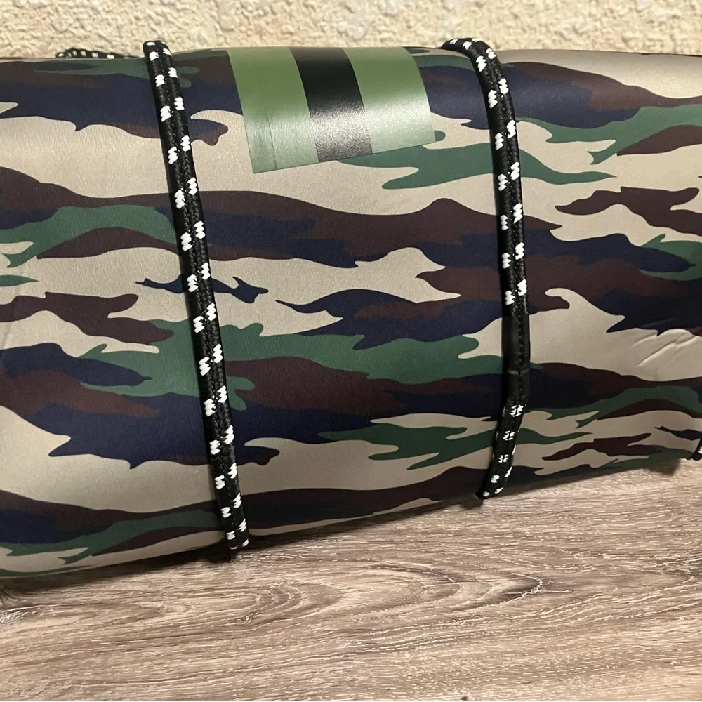 SOLD SOLDSweet Temptation Camo Tote Bag with Pouch - Picture 5 of 10